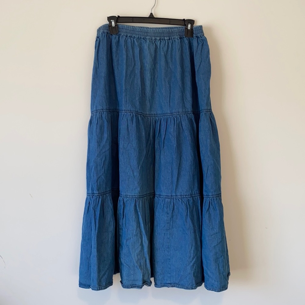 Susan Bristol Casuals skirt size large